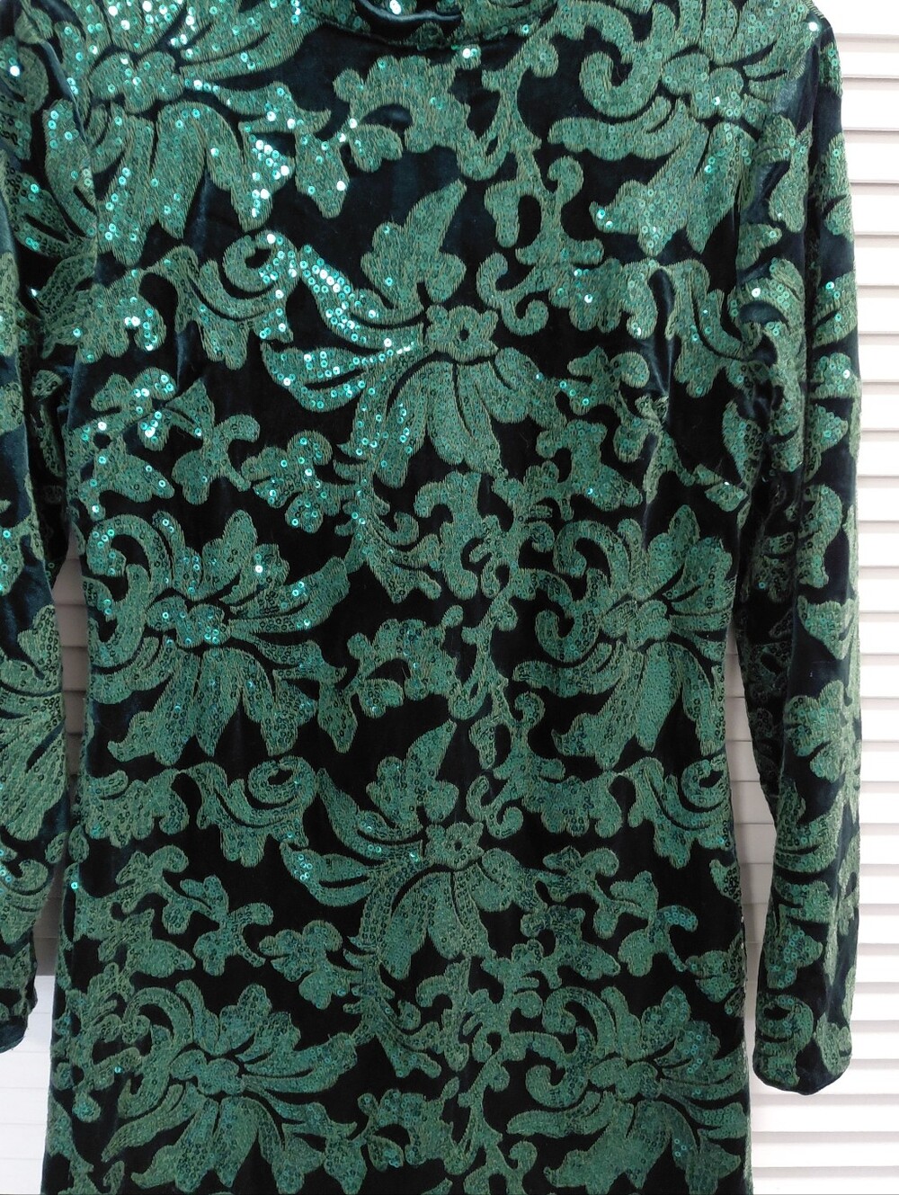 VENUS Emerald Green Velvet Floral Sequin Long Sleeve Mini Dress - Picture 11 of 11